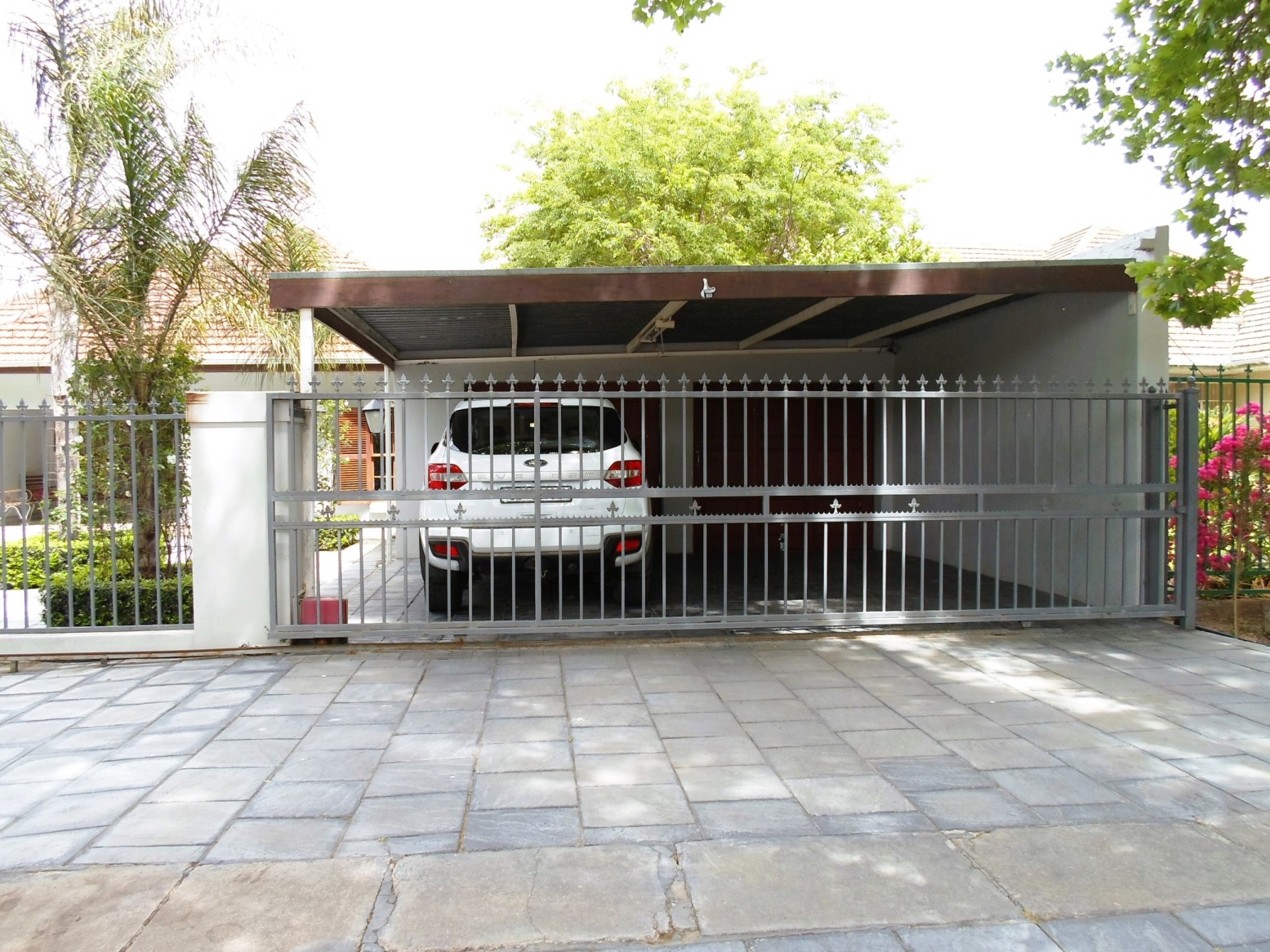 5 Bedroom Property for Sale in Paglande Western Cape